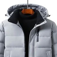 Nova donja jakna muška izolirana zimska jakna s odvojivom kapuljačom