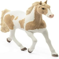 Konjički klub Albos boji igračku figuricu konja i kobile